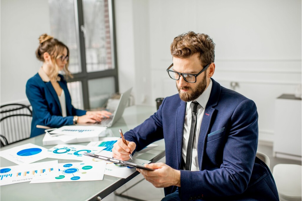 Top KPIs That Every Admin Department Should Keep Track Of | ASAP